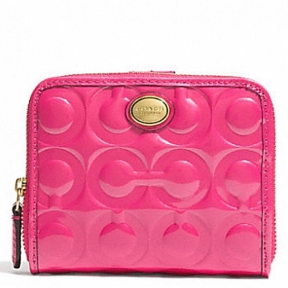 Coach Peyton OP ART Embossed Patent Medium Zip  Wallet